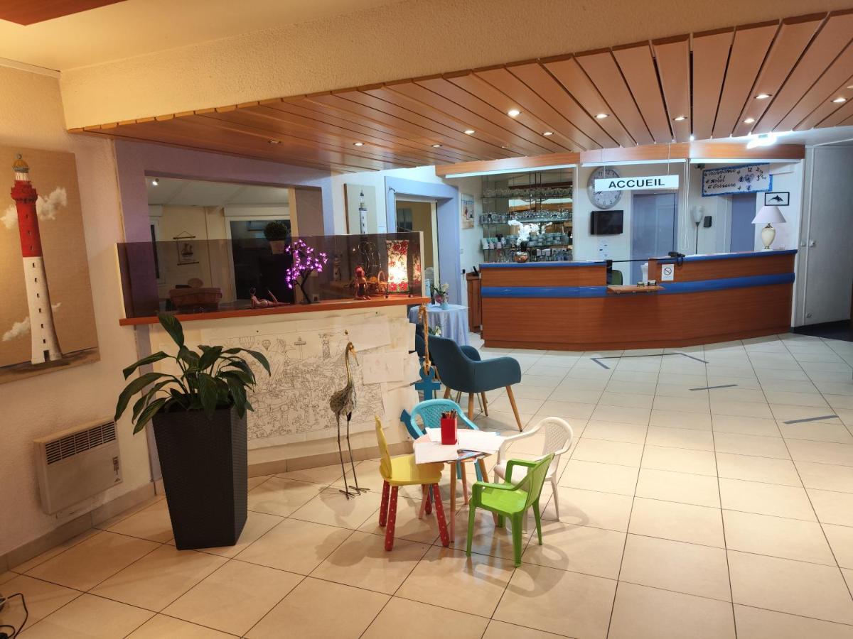 Hotel Estuaire Saint-Brevin-les-Pins Bagian luar foto