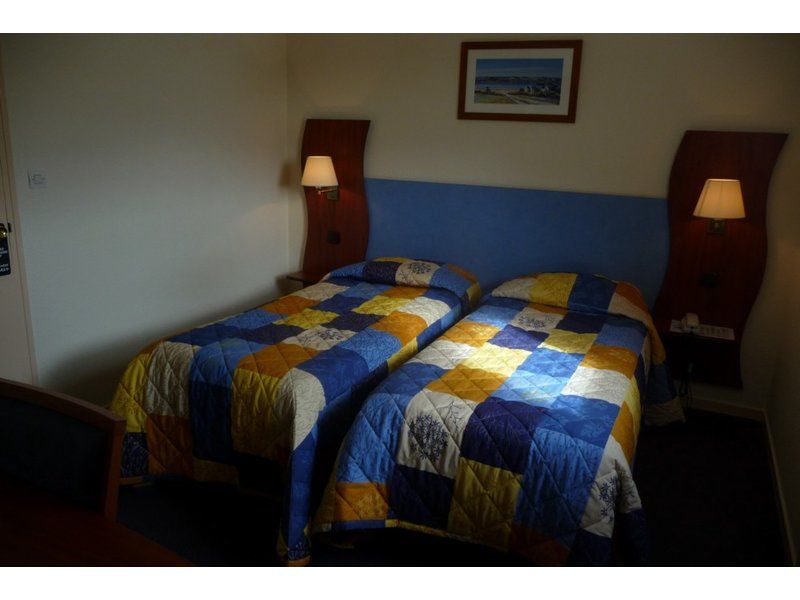 Hotel Estuaire Saint-Brevin-les-Pins Bagian luar foto