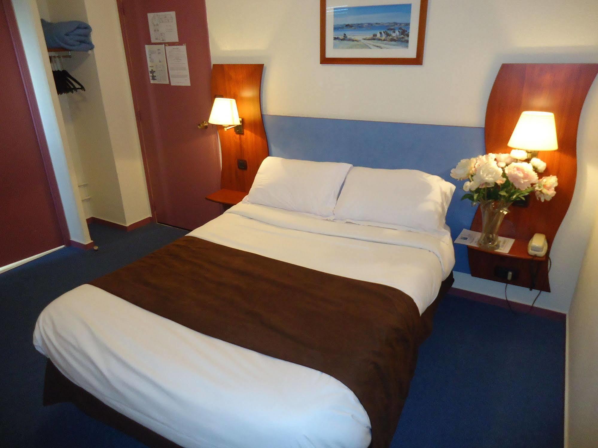 Hotel Estuaire Saint-Brevin-les-Pins Bagian luar foto