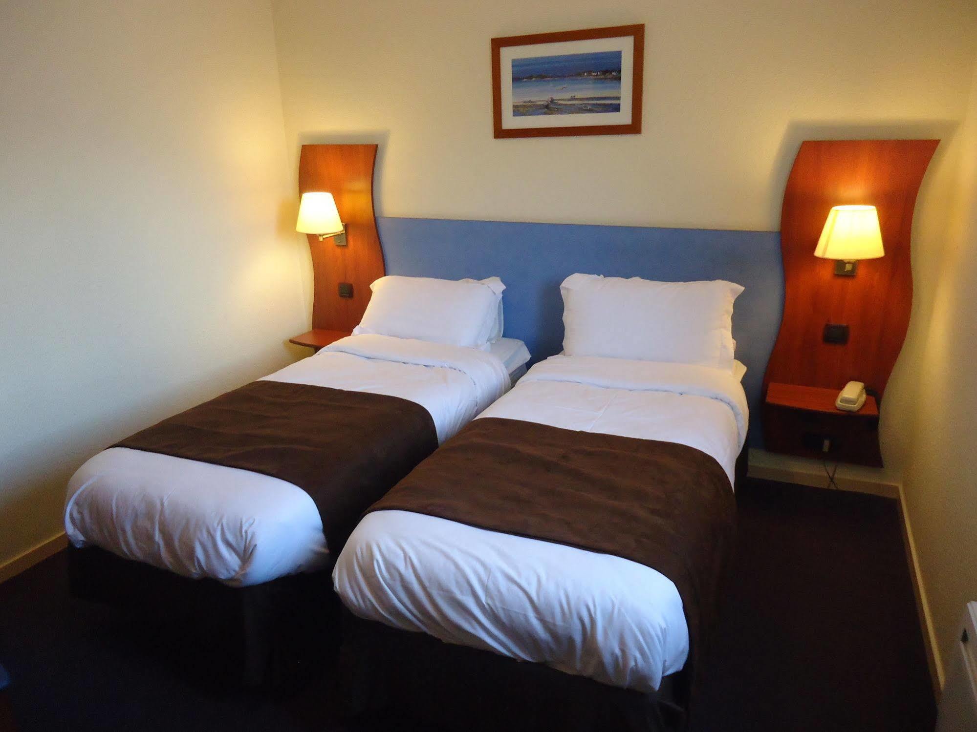 Hotel Estuaire Saint-Brevin-les-Pins Bagian luar foto